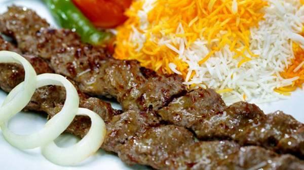 پخت کباب کوبیده بدون ریختن از روی سیخ نکات کلیدی پخت کباب کوبیده بدون ریختن از روی سیخ
