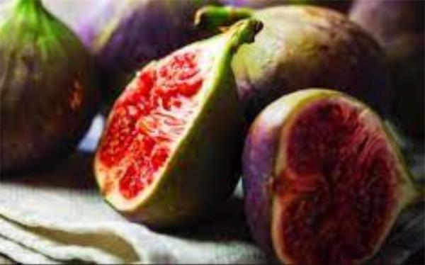 میوه هایی که بیشتر از شیر کلسیم دارد