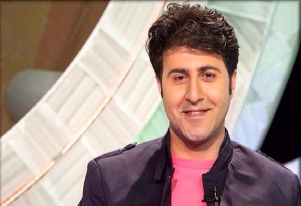 فیلم واکنش رحمت به عکس سارا و نیکا در استخر مختلط ! فیلم واکنش رحمت به عکس سارا و نیکا در استخر مختلط !