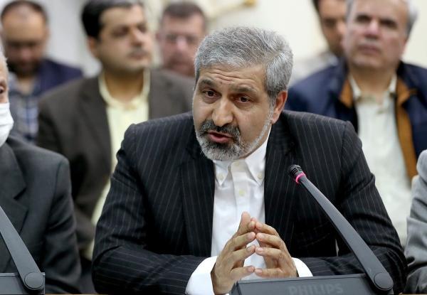 انتقاد روزنامه اطلاعات از رشد پدیده پایتونیسم ، گندم نمایان انتقاد روزنامه اطلاعات از رشد پدیده پایتونیسم ، گندم نمایان جوفروش در صدر نشسته اند